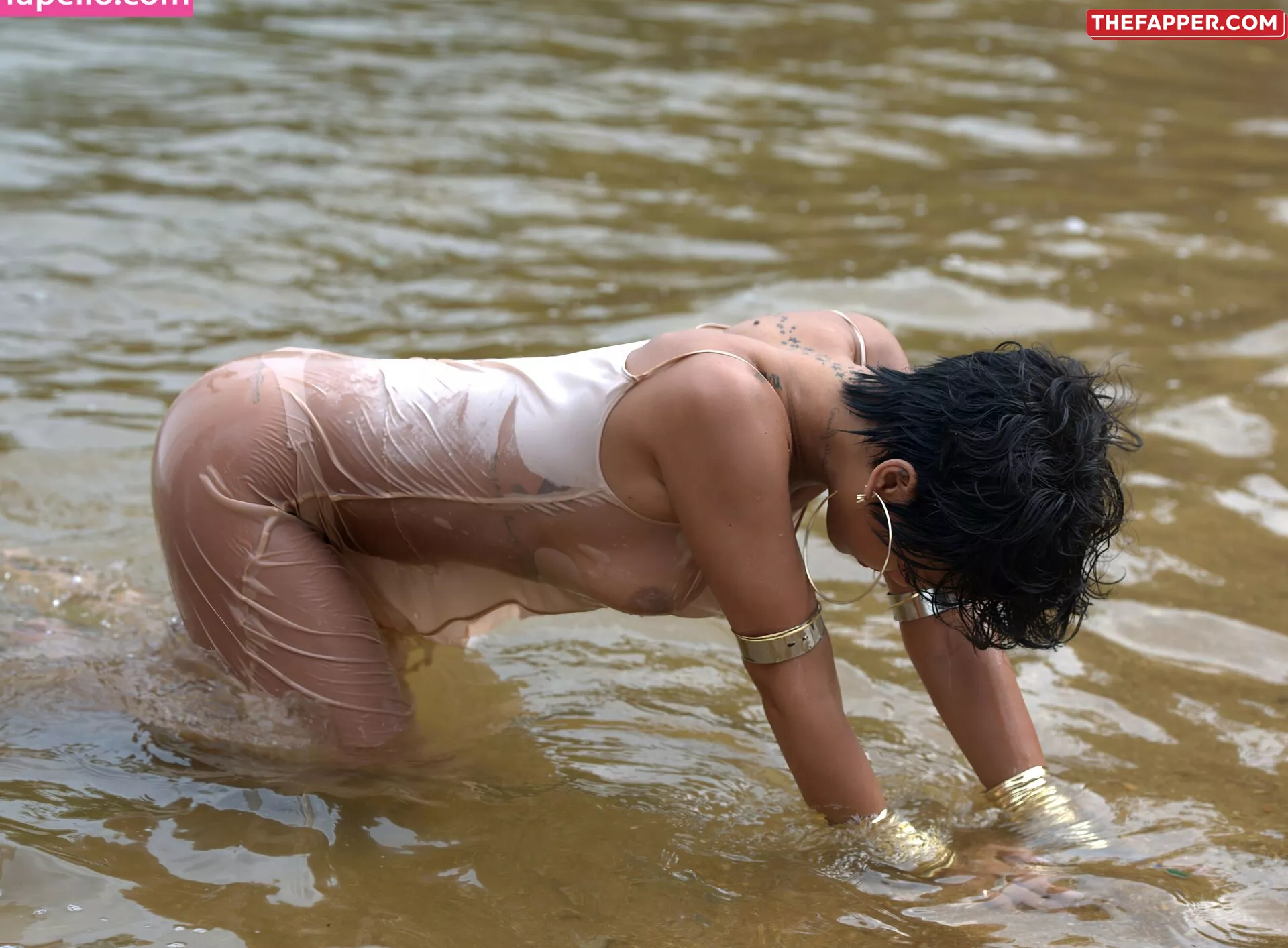 Rihanna  Onlyfans Leaked Nude Image #AoHBtXn9gF