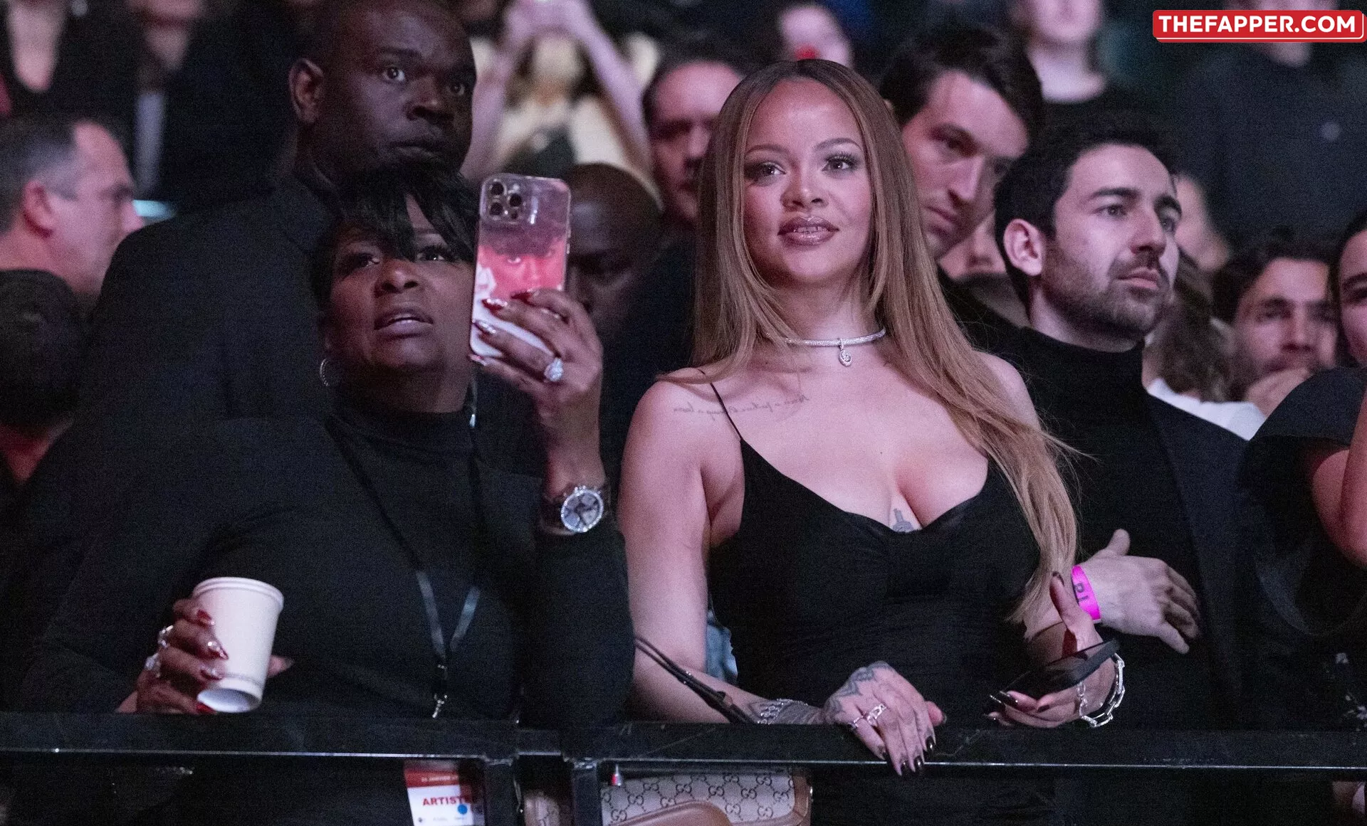 Rihanna  Onlyfans Leaked Nude Image #BXOSwQnNQf