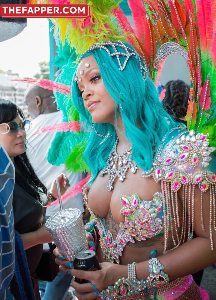 Rihanna  Onlyfans Leaked Nude Image #Be9lYK5rcC