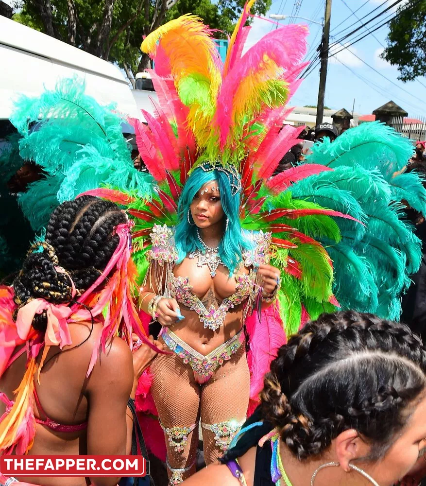 Rihanna  Onlyfans Leaked Nude Image #EMbIetEKg3