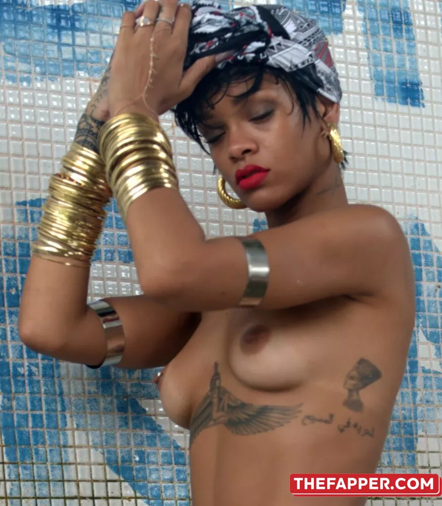 Rihanna  Onlyfans Leaked Nude Image #EPWjemvzsi