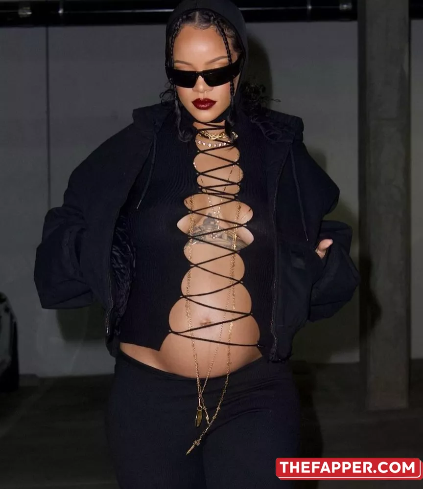 Rihanna  Onlyfans Leaked Nude Image #FZ73wezvtS