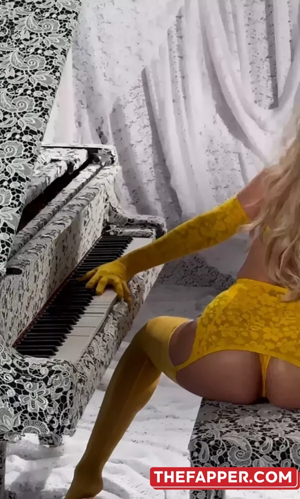 Rihanna  Onlyfans Leaked Nude Image #GIziDEYq7g