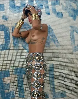 Rihanna Onlyfans Leaked Nude Image #IKs0NzQNLm