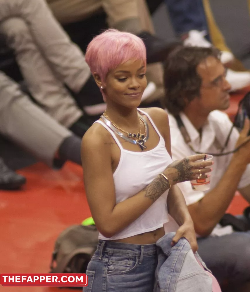 Rihanna  Onlyfans Leaked Nude Image #IiD3js6enx