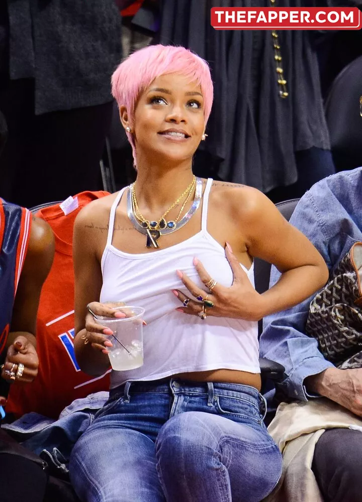 Rihanna  Onlyfans Leaked Nude Image #JOWdpTIzTU
