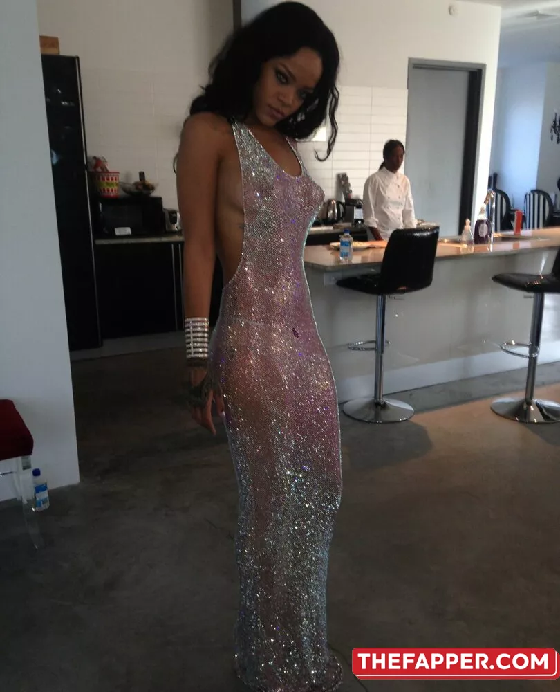Rihanna  Onlyfans Leaked Nude Image #LVa9dT49Gf