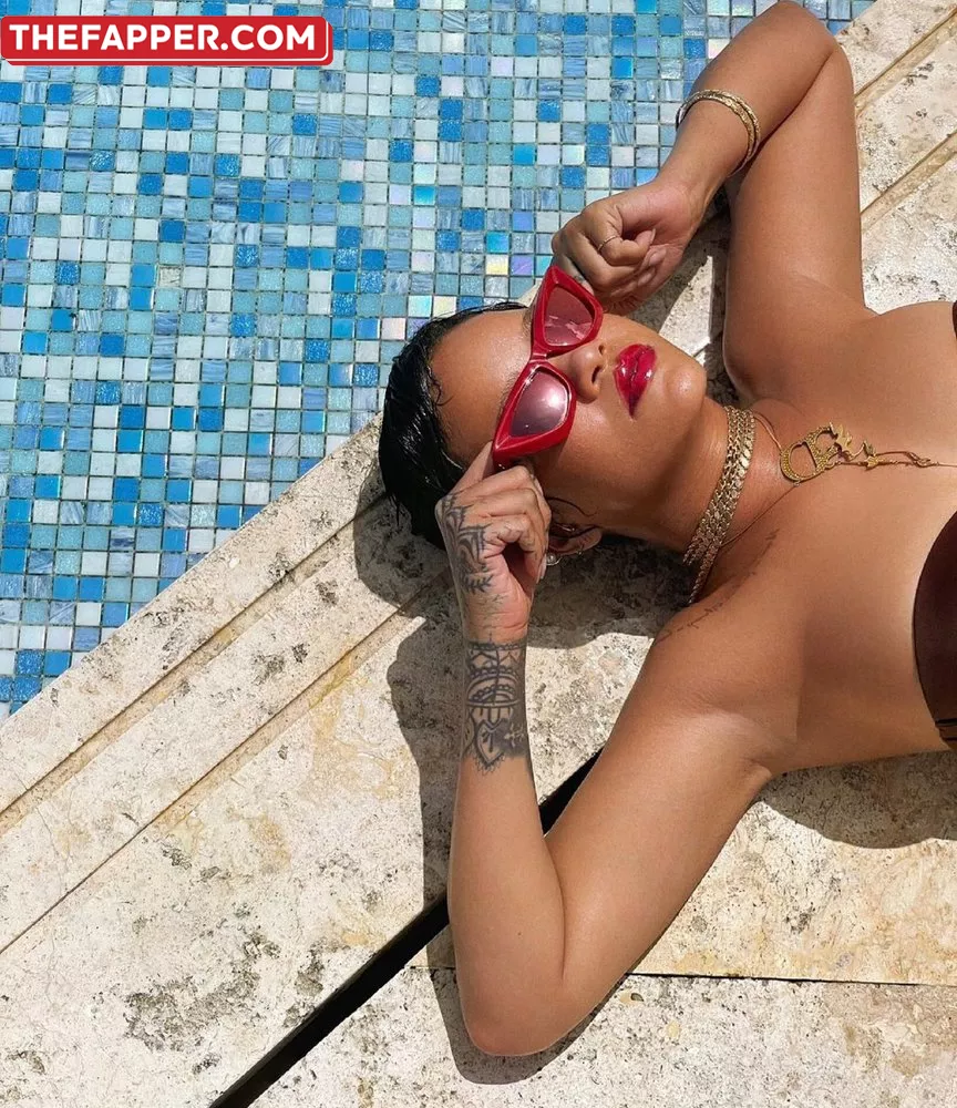 Rihanna  Onlyfans Leaked Nude Image #MER2TTYuB0