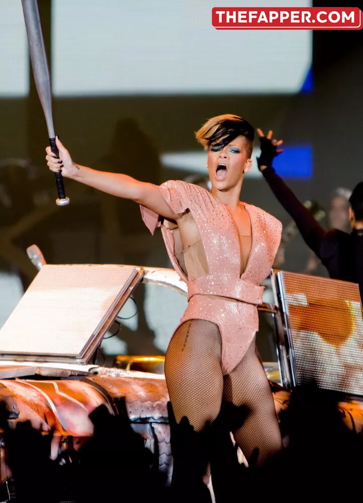 Rihanna  Onlyfans Leaked Nude Image #MctVlaeVWC