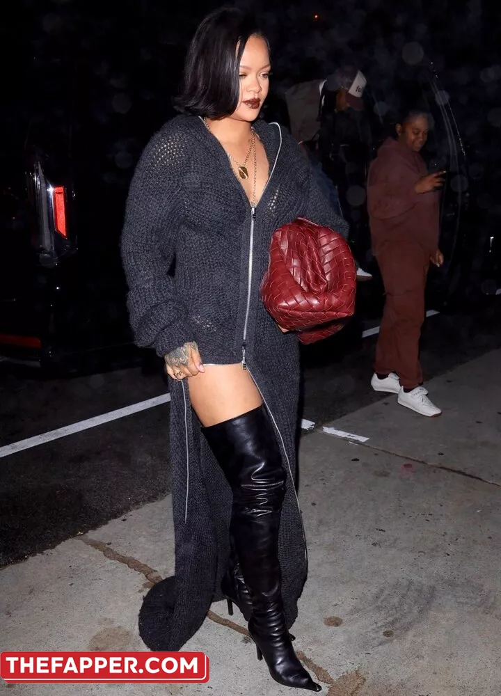 Rihanna  Onlyfans Leaked Nude Image #PQ8tbVuvyf