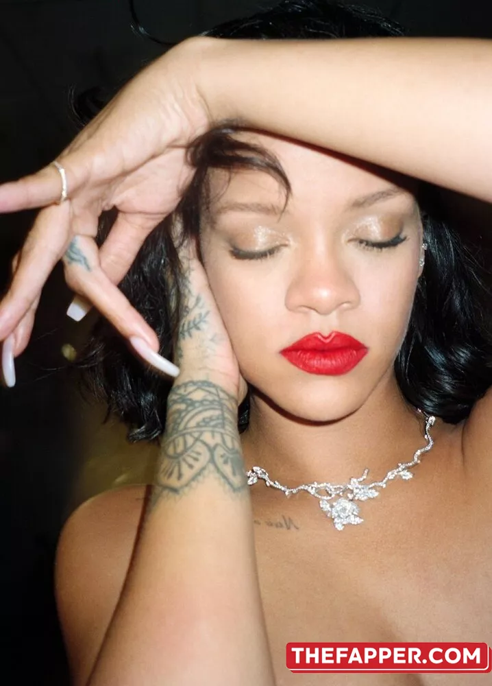 Rihanna  Onlyfans Leaked Nude Image #RuyjJfTnLP