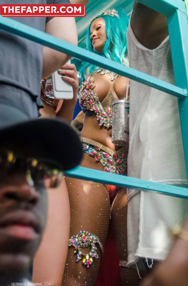 Rihanna  Onlyfans Leaked Nude Image #SEyvLzoyJa