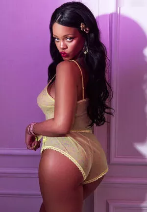Rihanna Onlyfans Leaked Nude Image #SLd6OhxzTZ