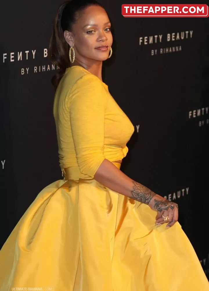 Rihanna  Onlyfans Leaked Nude Image #TpOxQbJe3e