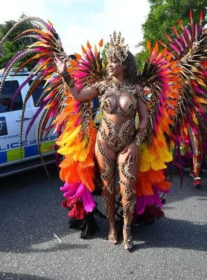 Rihanna Onlyfans Leaked Nude Image #UHpxlcMOEC