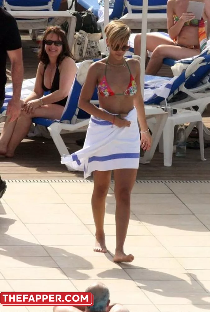 Rihanna  Onlyfans Leaked Nude Image #WSO9aIE90p
