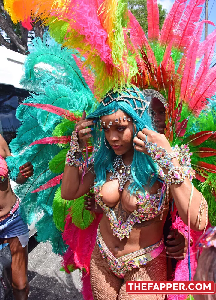 Rihanna  Onlyfans Leaked Nude Image #XlpbSOtmsY