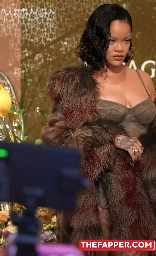 Rihanna  Onlyfans Leaked Nude Image #fzZs5AE4NW