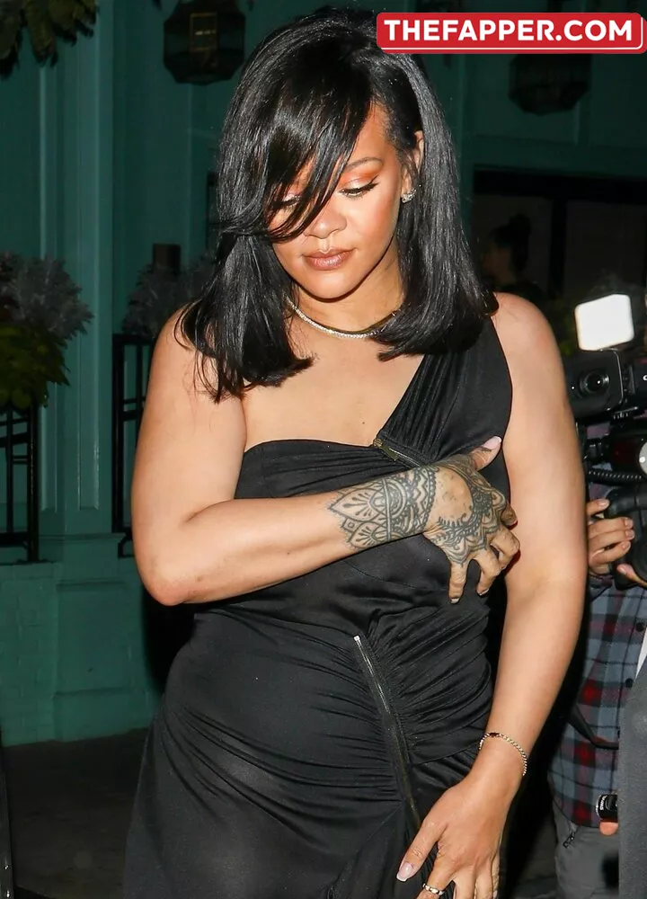 Rihanna  Onlyfans Leaked Nude Image #gE0vJssQH3