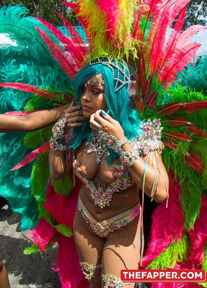Rihanna  Onlyfans Leaked Nude Image #gOxZsOorK9