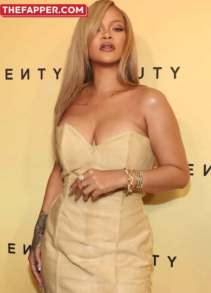 Rihanna  Onlyfans Leaked Nude Image #gd02gad3zM