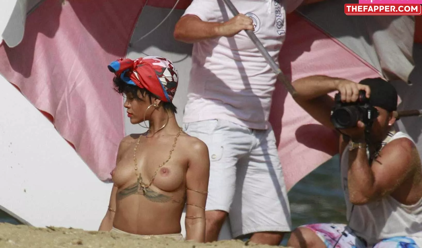 Rihanna  Onlyfans Leaked Nude Image #h4p4Tdbtq5