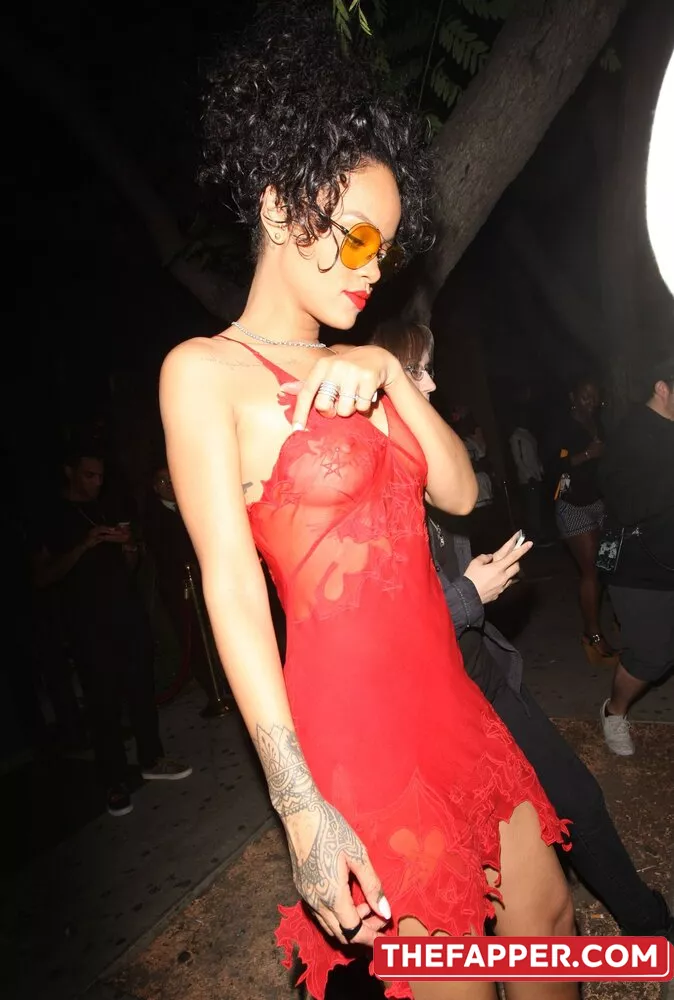 Rihanna  Onlyfans Leaked Nude Image #hk4007vAnE