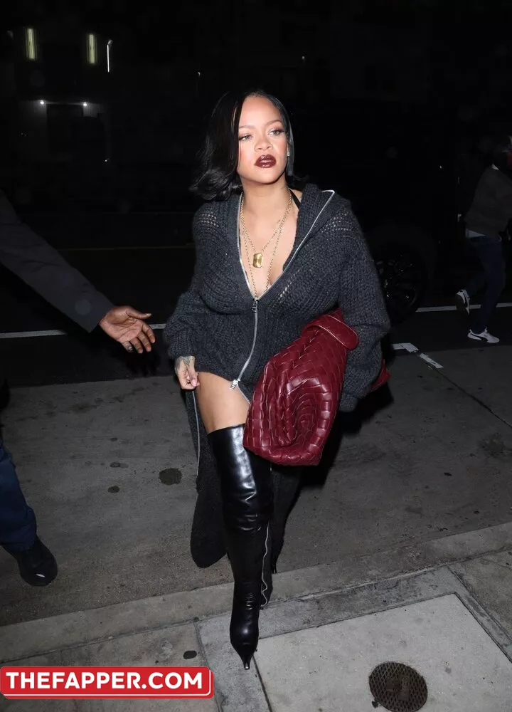 Rihanna  Onlyfans Leaked Nude Image #ktKAseSxeh