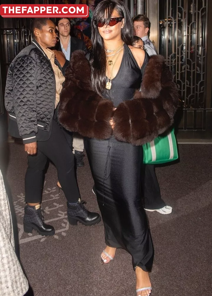 Rihanna  Onlyfans Leaked Nude Image #mLGoNr7epH