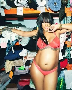 Rihanna Onlyfans Leaked Nude Image #o4uQD5qtrH