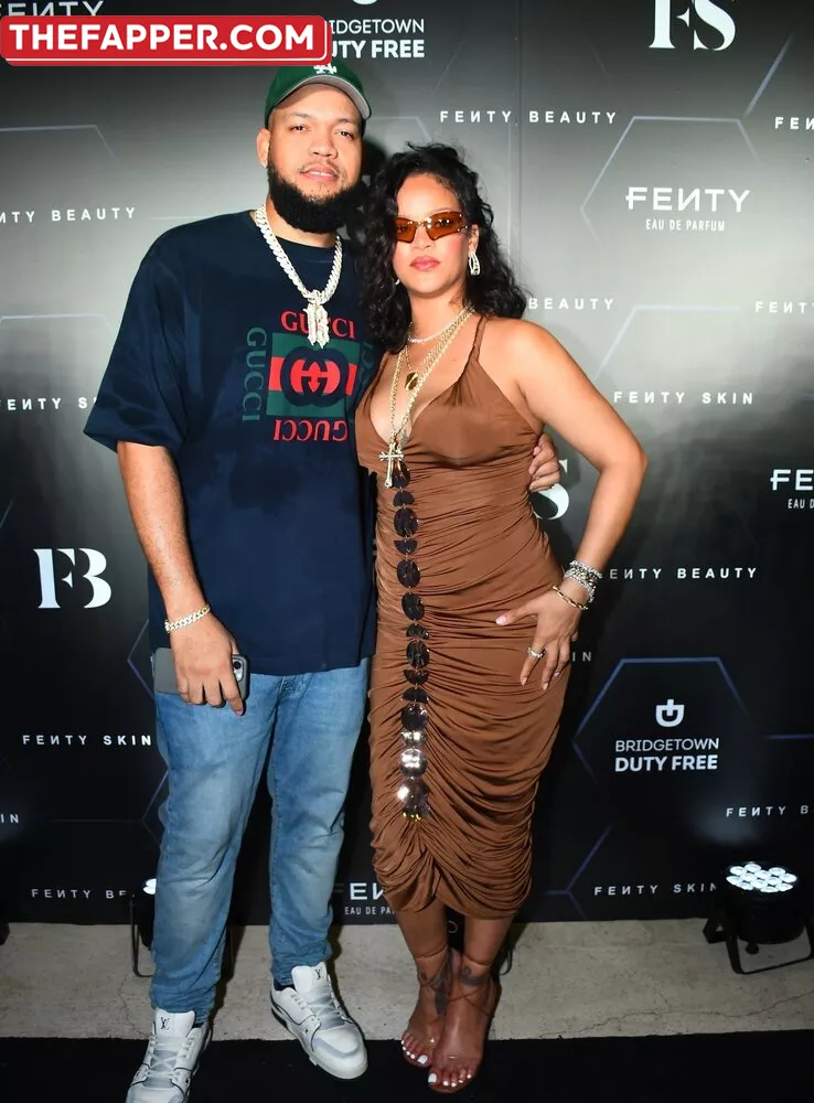 Rihanna  Onlyfans Leaked Nude Image #oWvh0JY74Q