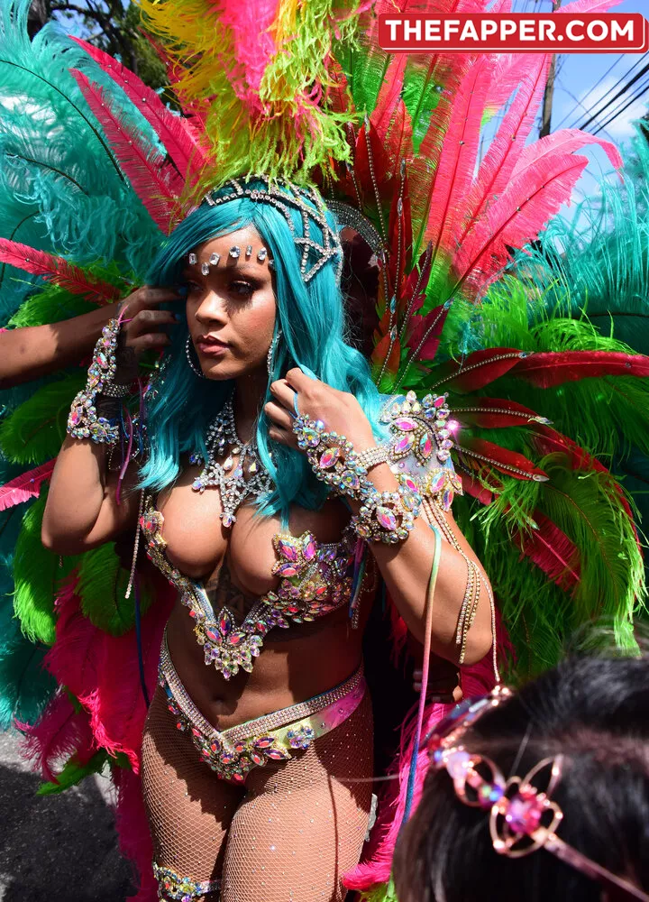 Rihanna  Onlyfans Leaked Nude Image #ptb6D1UfcH