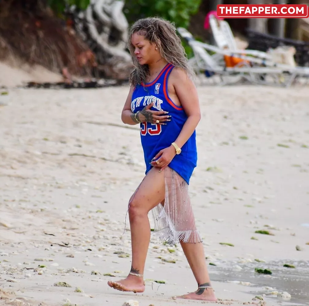 Rihanna  Onlyfans Leaked Nude Image #qv151vPavr