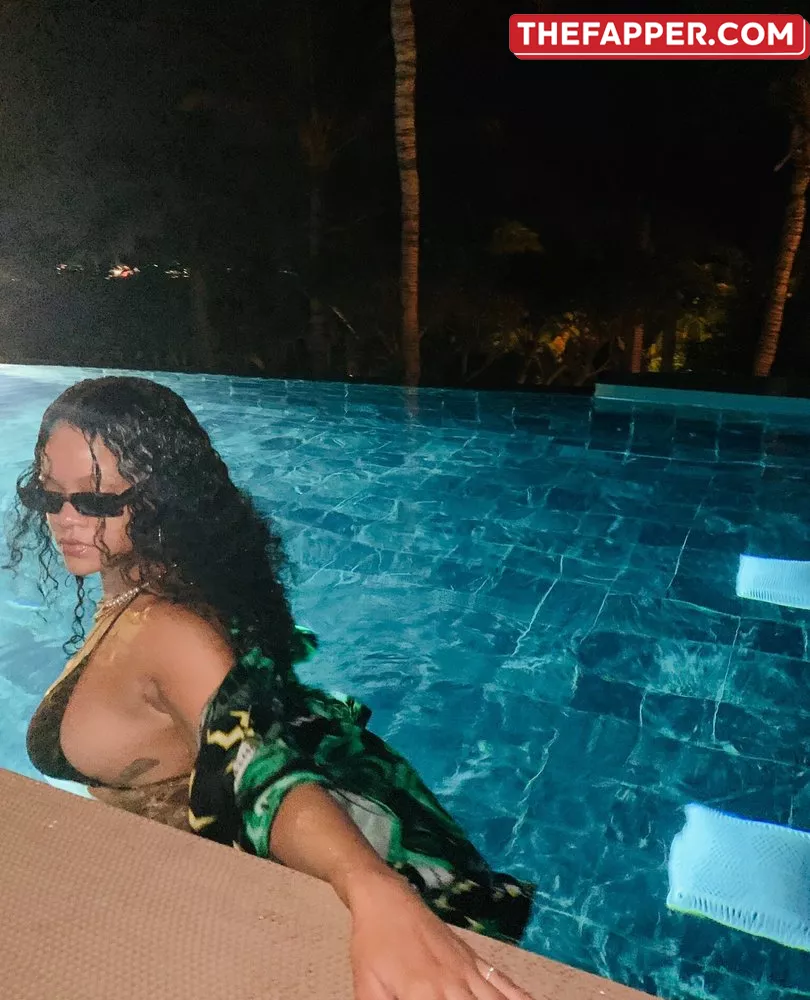 Rihanna  Onlyfans Leaked Nude Image #r1VgVkKQc0