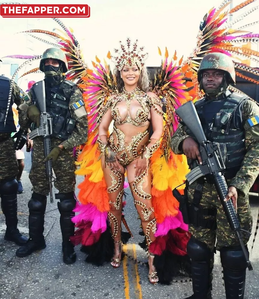 Rihanna  Onlyfans Leaked Nude Image #rH51l7xF3M