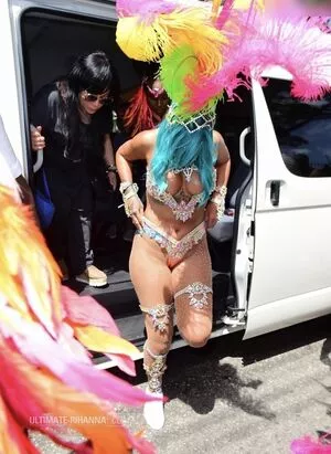 Rihanna Onlyfans Leaked Nude Image #sPwpOSbAdS