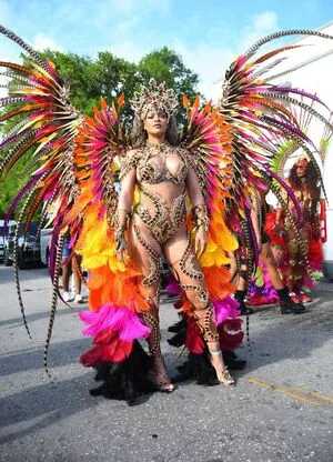 Rihanna Onlyfans Leaked Nude Image #vzfdSlZiel