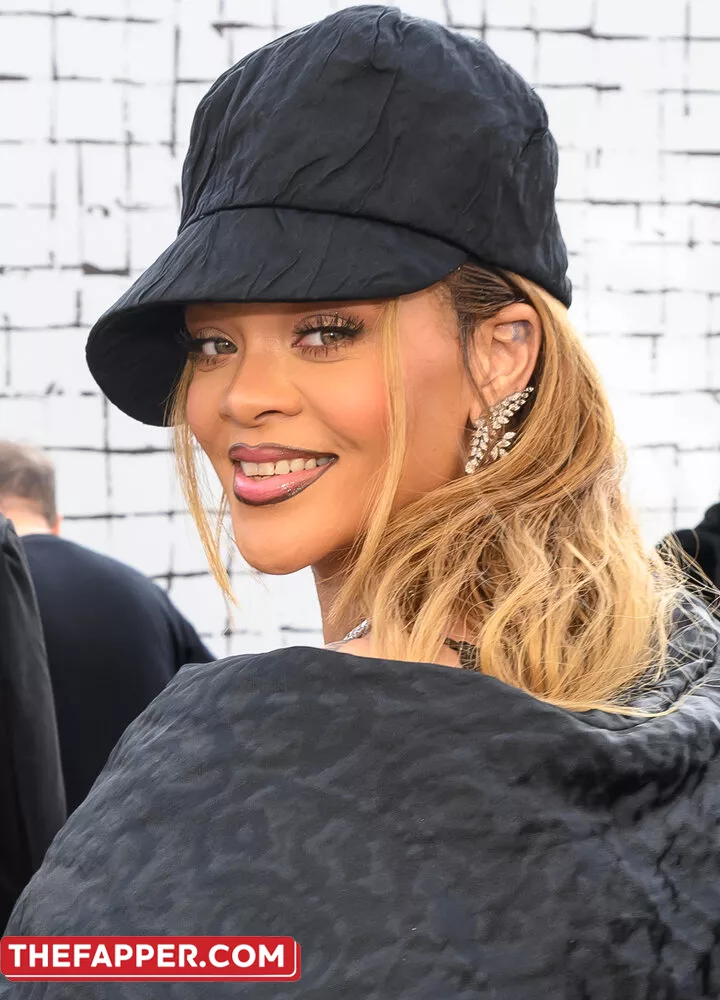 Rihanna  Onlyfans Leaked Nude Image #wvhxghEt2U