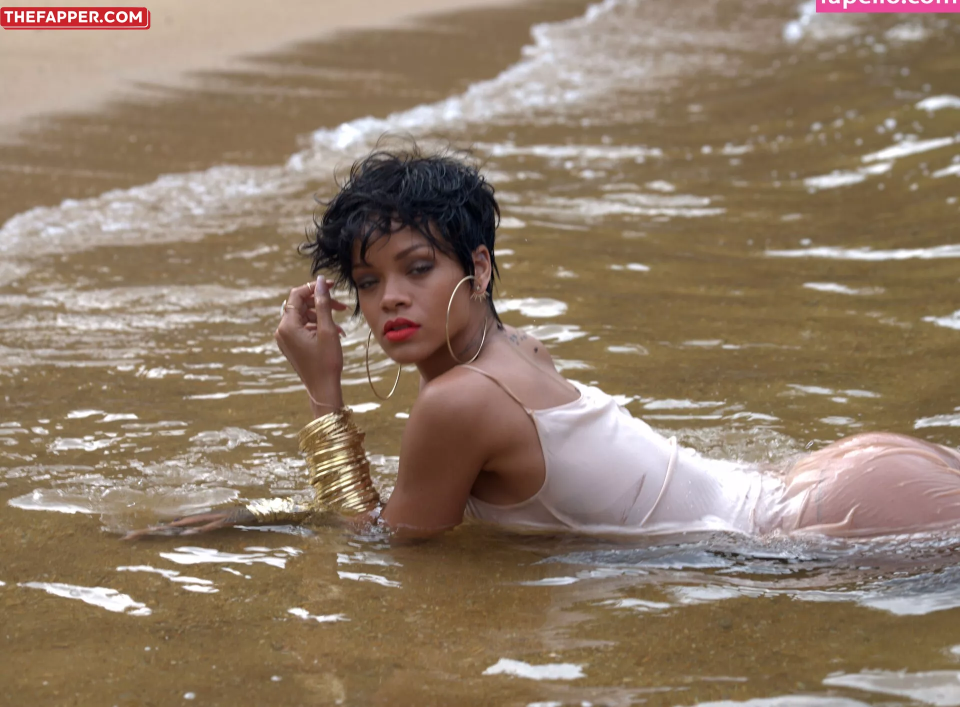Rihanna  Onlyfans Leaked Nude Image #ynRNJfXn50