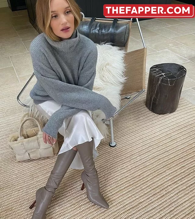 Rosie Huntington Whiteley  Onlyfans Leaked Nude Image #80wAUrelQ2