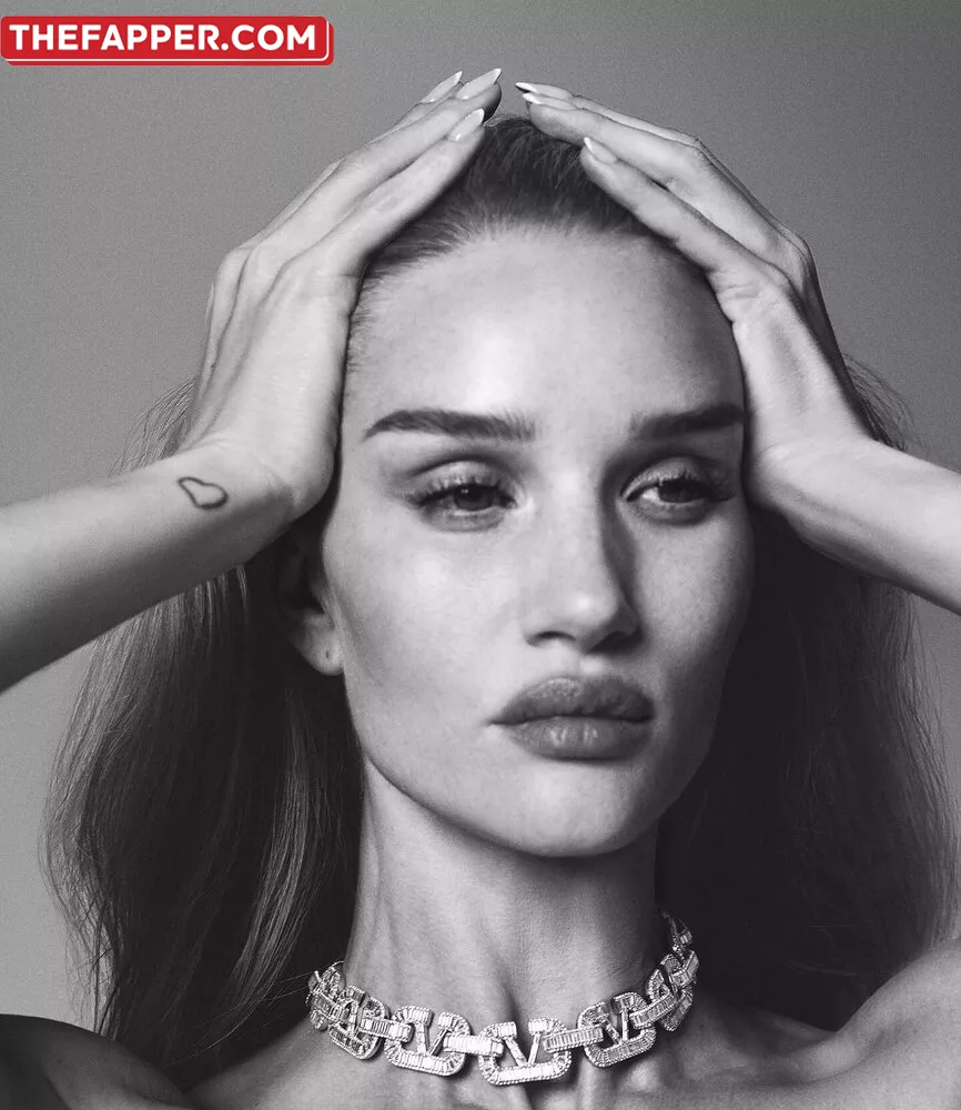 Rosie Huntington Whiteley  Onlyfans Leaked Nude Image #9Gk4PZdMZc