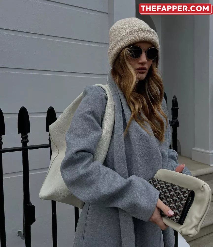 Rosie Huntington Whiteley  Onlyfans Leaked Nude Image #PQyniXHjm5