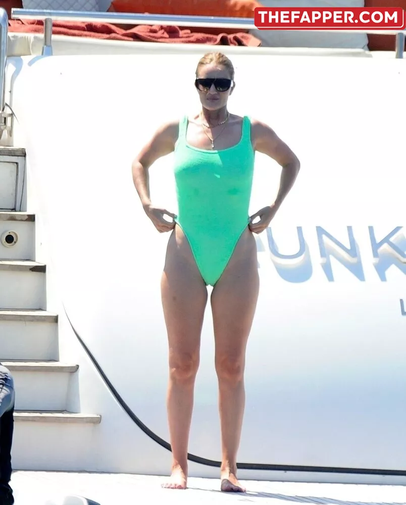 Rosie Huntington Whiteley  Onlyfans Leaked Nude Image #PvAVAU23KZ