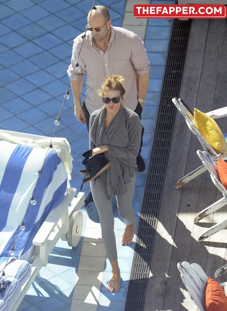 Rosie Huntington Whiteley  Onlyfans Leaked Nude Image #QdCZr9iNex