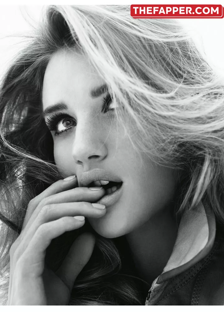 Rosie Huntington Whiteley  Onlyfans Leaked Nude Image #V7snj6EGGT