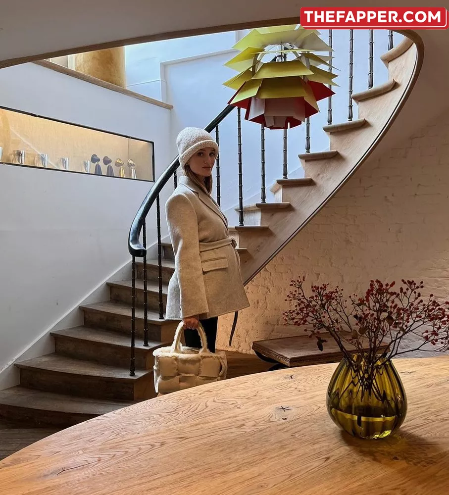 Rosie Huntington Whiteley  Onlyfans Leaked Nude Image #c249klJWhU