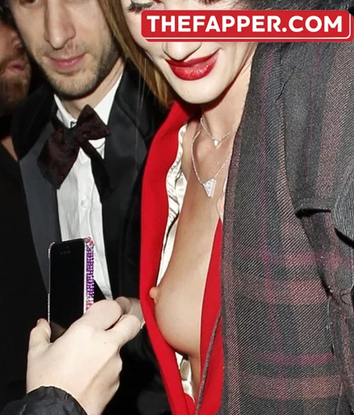 Rosie Huntington Whiteley  Onlyfans Leaked Nude Image #khZ1XXw0jU
