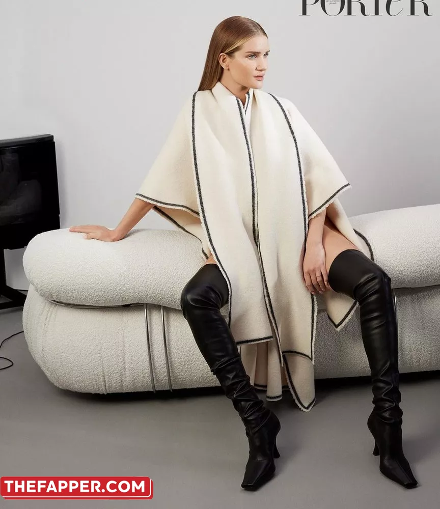 Rosie Huntington Whiteley  Onlyfans Leaked Nude Image #uhLPlOfynB