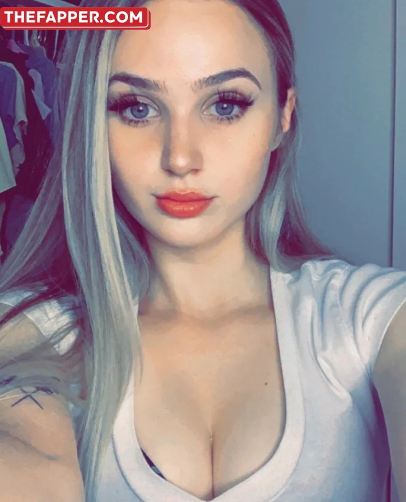 Royal Papaya  Onlyfans Leaked Nude Image #4mKzpKaluM