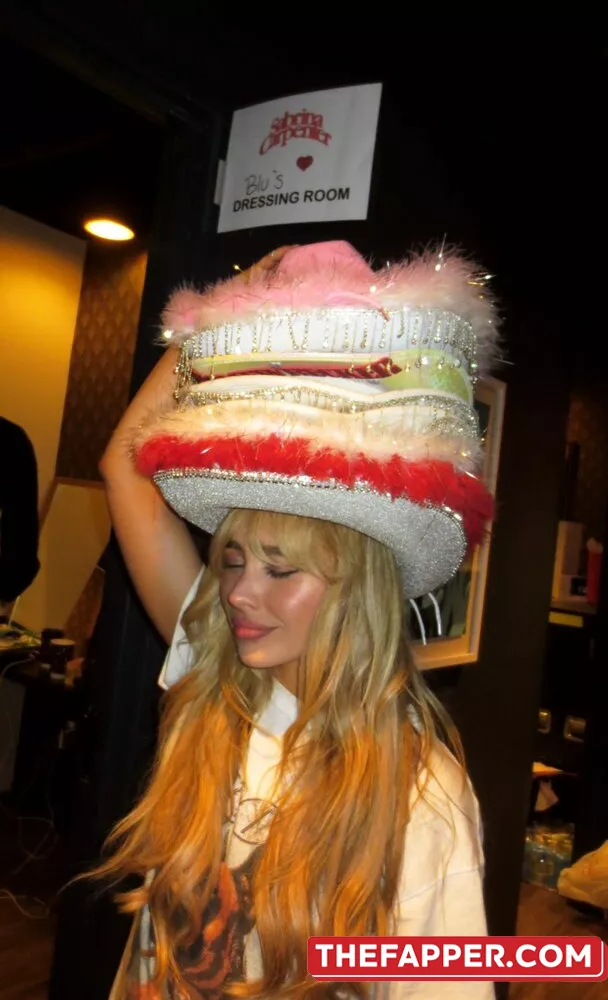 Sabrina Carpenter  Onlyfans Leaked Nude Image #0q6bnwgD1F